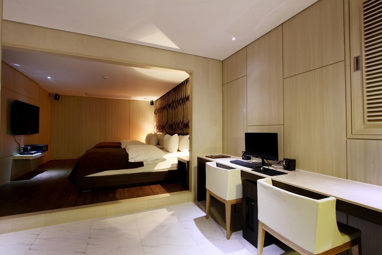 Uijeongbu Latree Hotel Eksteriør billede