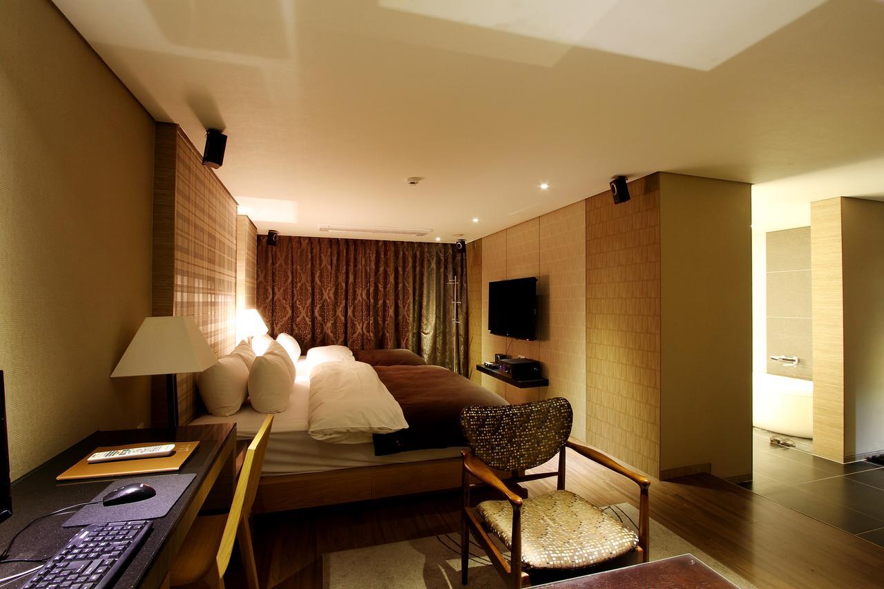 Uijeongbu Latree Hotel Eksteriør billede